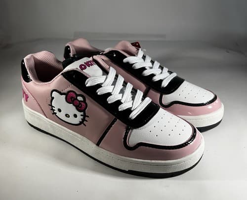 NEW Sanrio Hello Kitty Casual Court Sneakers for Women & Teens Shoes Pink Size 8