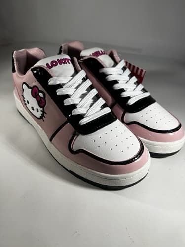 NEW Sanrio Hello Kitty Casual Court Sneakers for Women & Teens Shoes Pink Size 7 - Thumbnail 12