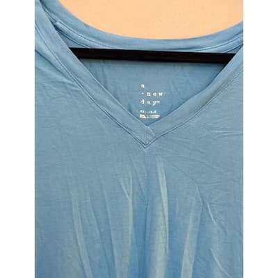 A New Day Blue V Neck T Shirt XXL Short Sleeve High Low Hem Relaxed Fit - Thumbnail 3