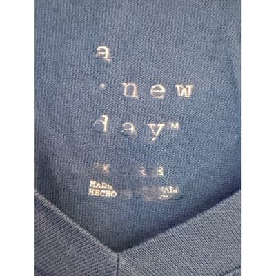 A New Day Blue V Neck T Shirt XXL Short Sleeve High Low Hem Relaxed Fit - Thumbnail 4