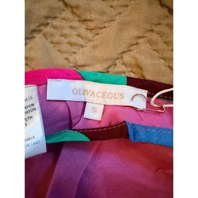 Olivaceous Halter Multicolor Tie Neck Summer Beach Crop Top Small NWT - Thumbnail 6