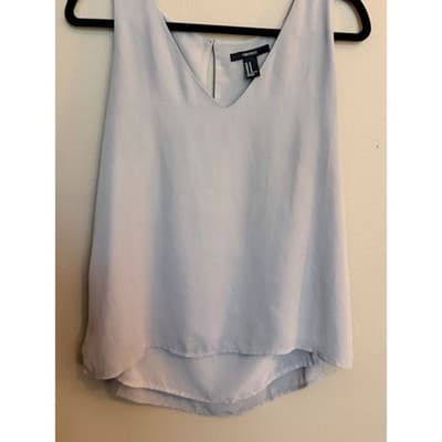 Forever 21 V Neck High Low Hemline Flowy Sleeveless Tank Top Gray Medium NWOT - Thumbnail 3
