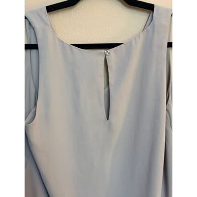 Forever 21 V Neck High Low Hemline Flowy Sleeveless Tank Top Gray Medium NWOT - Thumbnail 9