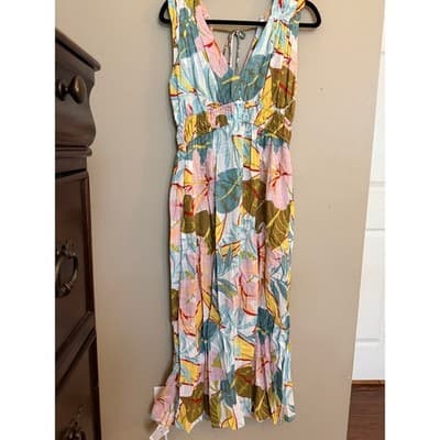 Blue Island Tropical Print Midi Dress Cover Up V Neck Multicolor Medium - Thumbnail 2