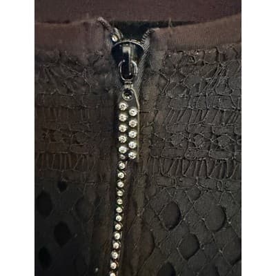 Onque Black Rhinestone Zip Blouse Crochet Trim Three Quarter Sleeve Small EUC - Thumbnail 8