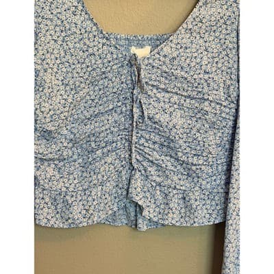 H&M Floral Smocked Ruched Off Shoulder Long Balloon Sleeves Crop Top Blue S - Thumbnail 3
