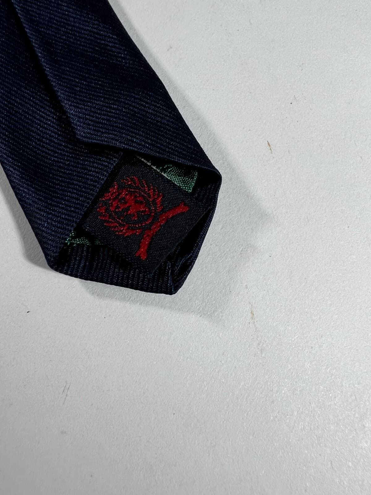 Tommy Hilfiger Necktie 100% Italian Silk Red Blue Vintage Tie - Thumbnail 12