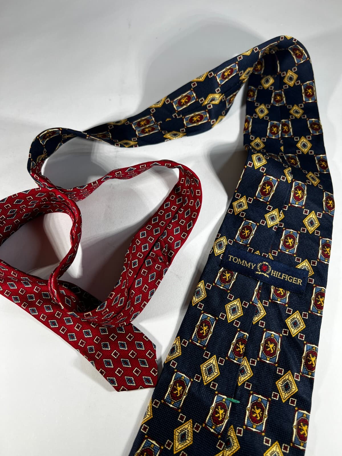 Tommy Hilfiger Necktie 100% Italian Silk Lion Crest Blue Tie - Thumbnail 6