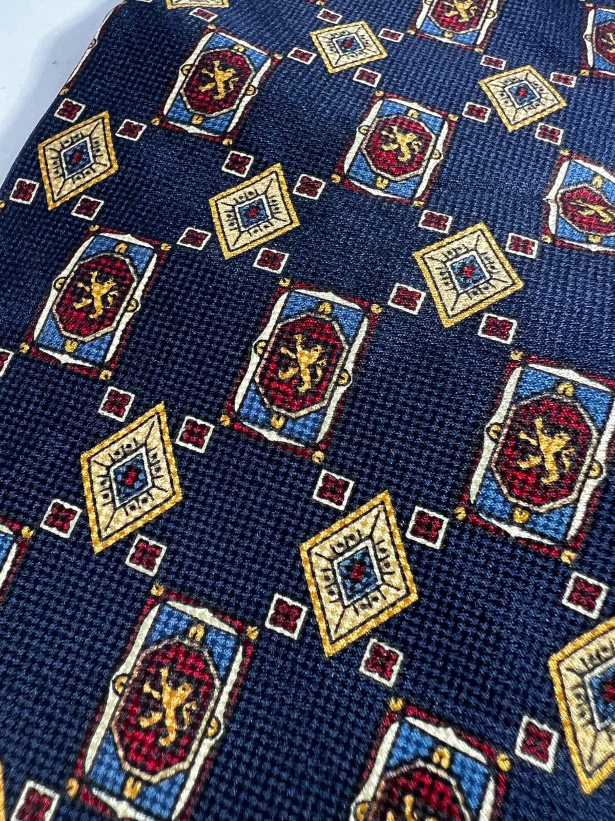Tommy Hilfiger Necktie 100% Italian Silk Lion Crest Blue Tie - Thumbnail 14