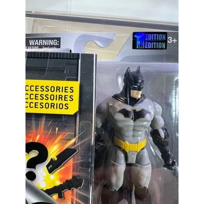 NEW The Caped Crusader Batman 1st Edition Action Figure NIB - Thumbnail 3