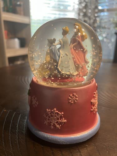 Disney Princess Snowglobe Music Box Sleeping Beauty Belle Cinderella Kcares 6.5" - Thumbnail 3