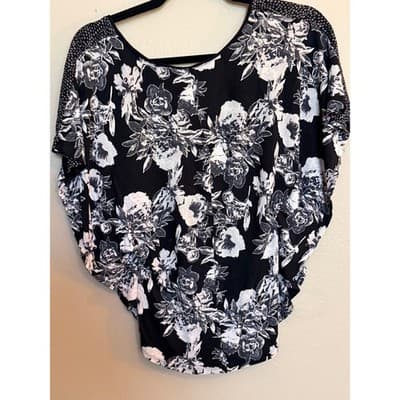H&M Women's Floral Blouse Oversized Relaxed Short Sleeve Top Black White XS - Thumbnail 7