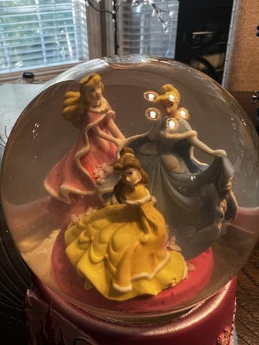 Disney Princess Snowglobe Music Box Sleeping Beauty Belle Cinderella Kcares 6.5" - Thumbnail 15