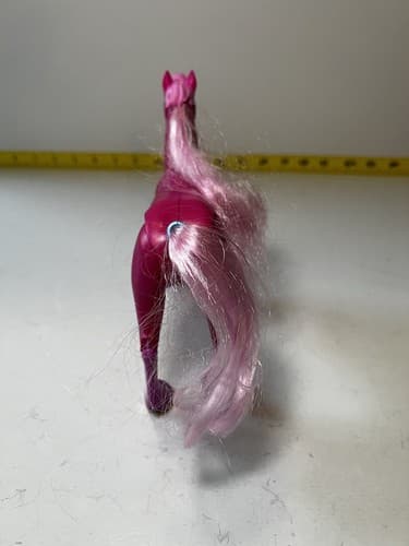Hairmazing Horse Movable Posable Legs Hot Pink Gold Horseshoes - Thumbnail 4