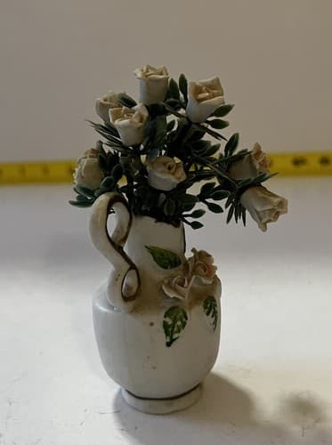 Porcelain Roses In Bisque Bud Vase Victorian Flowers Rose Bouquet Vintage - Thumbnail 5