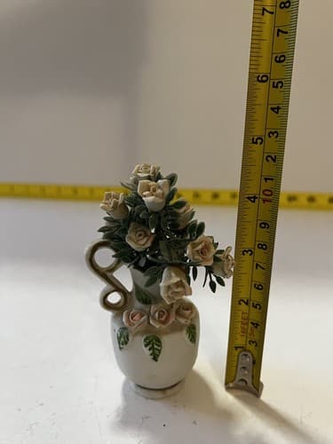Porcelain Roses In Bisque Bud Vase Victorian Flowers Rose Bouquet Vintage - Thumbnail 15
