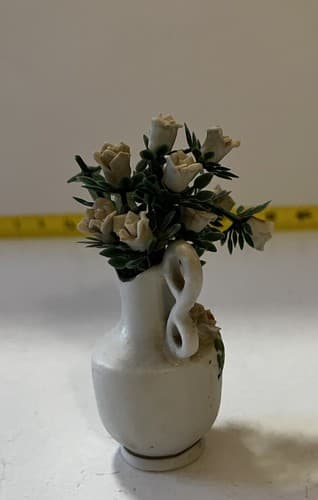 Porcelain Roses In Bisque Bud Vase Victorian Flowers Rose Bouquet Vintage - Thumbnail 6