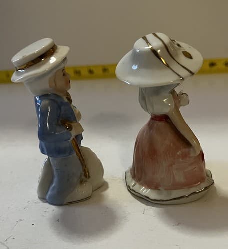 Victorian Couple Figurines Set of 2 COTC Southern Renaissance Boy And Girl - Thumbnail 5