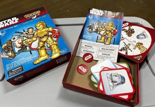 Star Wars Hands Down Game Hasbro Disney Kids Board Card Game - Thumbnail 7