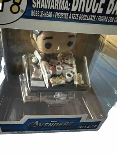 Marvel Avengers Bruce Banner Funko Pop Deluxe Victory Shawarma No. 755 NEW NIB - Thumbnail 8