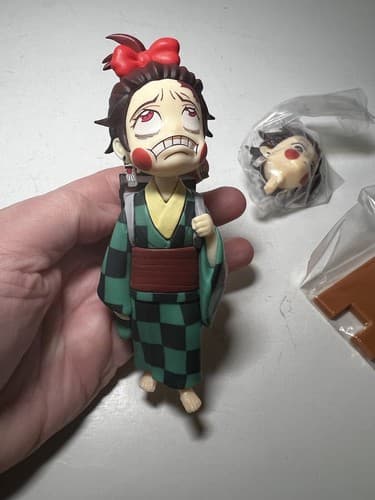 Anime DEMON SLAYER Kimetsu No Yaiba TANJIRO KAMADO Figure 5'' Changeable Face - Thumbnail 10