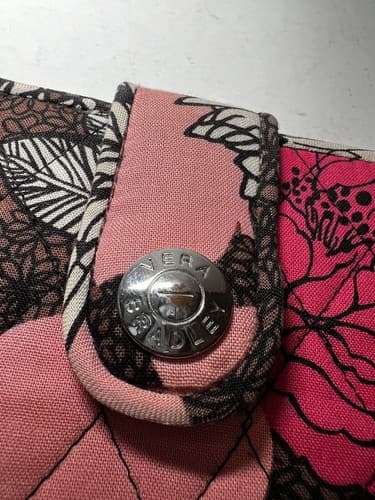 VERA BRADLEY Black Hot Pink Fuchsia White Salmon Floral Quilted Wallet - Thumbnail 3