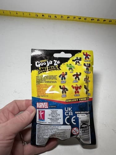 Heroes of Goo Jit Zu Minis Captain America Sam Wilson Marvel Stretchy Toy NEW - Thumbnail 3