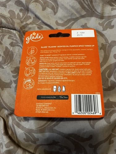 Glade PlugIns Scented Oil Refills 2-pack Pumpkin Spice Things Up Limited Edition - Thumbnail 2
