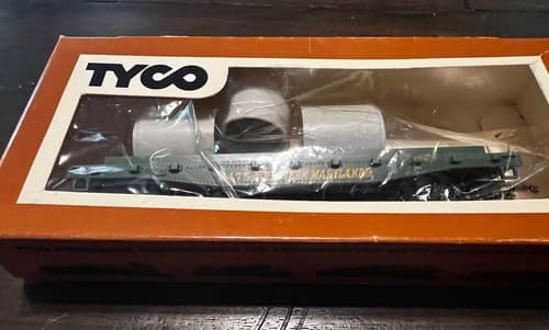 Vintage Tyco Model Train Flat Car With Culvert Pipe Load In Original Box - Thumbnail 4
