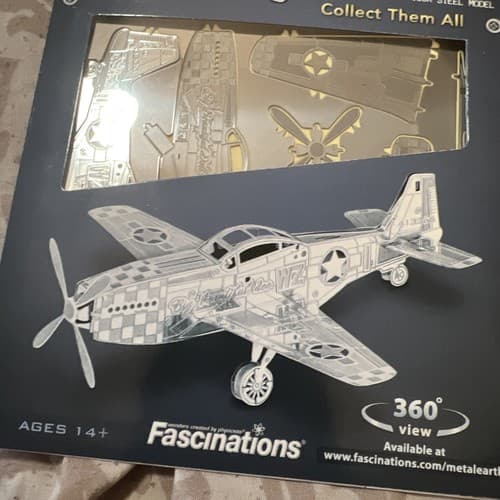 METAL EARTH P-51 MUSTANG 3-D LASER CUT MODEL AIRPLANE KIT 3D NEW NIP 2012 360v - Thumbnail 4