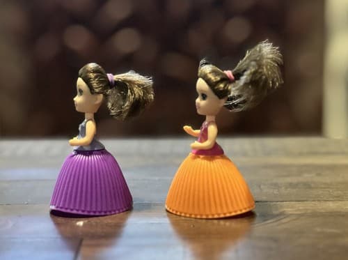 Emco Toys 2015 Set Of 2 Cupcake Dolls Orange Doll Purple Doll Hard To Find RARE - Thumbnail 2