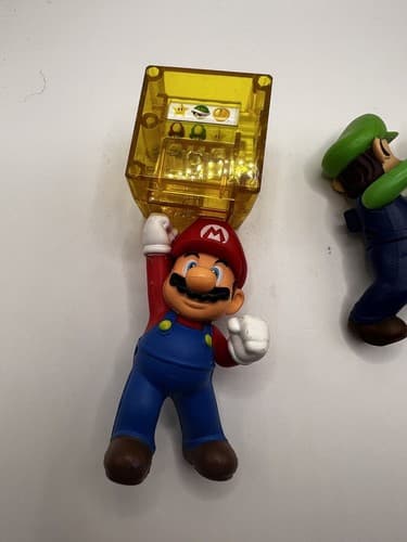 2018 Mario Brothers Power Up & 2022 Luigi McDonald’s Happy Meal Toys Set Of 2 - Thumbnail 5