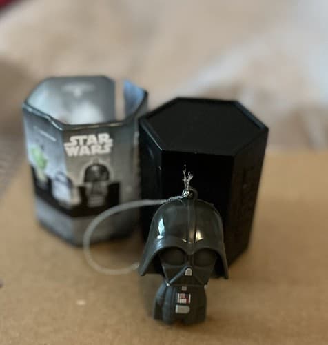 Hallmark Mystery Ornament 2022 Star Wars Darth Vader NEW - Thumbnail 2
