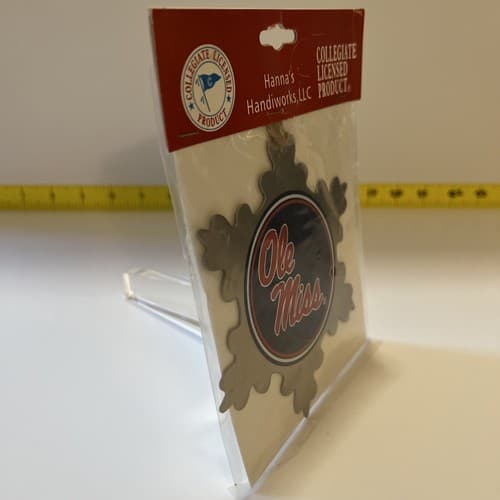 Ole Miss Rebels Glass CHRISTMAS ORNAMENT Silver Metal Snowflake - Thumbnail 2