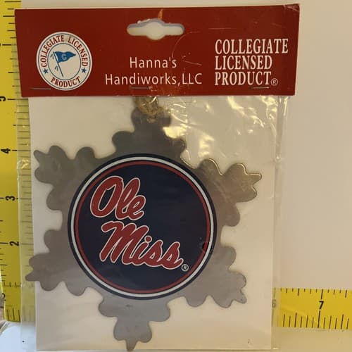 Ole Miss Rebels Glass CHRISTMAS ORNAMENT Silver Metal Snowflake - Thumbnail 3