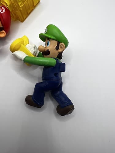 2018 Mario Brothers Power Up & 2022 Luigi McDonald’s Happy Meal Toys Set Of 2 - Thumbnail 6