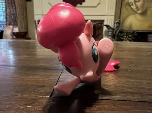 My Little Pony 2016 Pinkie Pie Mermaid Bath Toy Figure Birthday Collectible - Thumbnail 2