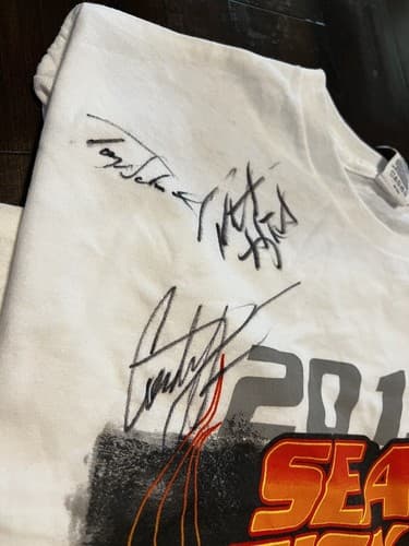 2015 ZMAX Dragway Season Ticket Holder Autographed T Shirt Car Racing NASCAR - Thumbnail 3