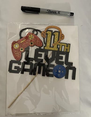 NEW Video Game On Level 11 Cake Topper 11th Gaming Birthday Decorations - Thumbnail 2