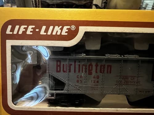 Vintage Life-Like Model Train Burlington Box Car In Original Box - Thumbnail 2