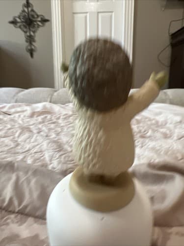 1991 Memories Of Yesterday Friendship Has No Boundaries Figure World Peace - Thumbnail 3