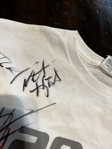 2015 ZMAX Dragway Season Ticket Holder Autographed T Shirt Car Racing NASCAR - Thumbnail 4