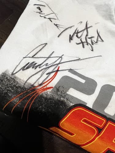 2015 ZMAX Dragway Season Ticket Holder Autographed T Shirt Car Racing NASCAR - Thumbnail 15