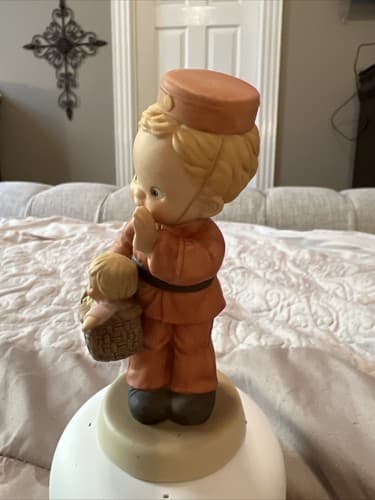 1988 Memories Of Yesterday Special Delivery Christmas Figure Vintage Rare 114979 - Thumbnail 2
