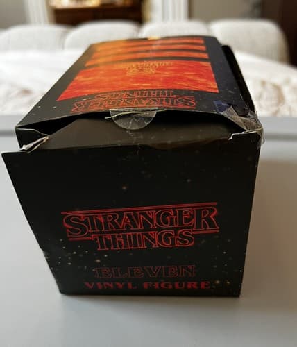 Stranger Things Culturefly Eleven Action Vinyl Figure Netflix In Original Box - Thumbnail 6