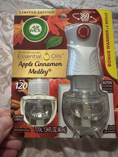 Air Wick PlugIn Scented Oil Warmer 2 Refills Apple Cinnamon Medley NEW AIRWICK - Thumbnail 3