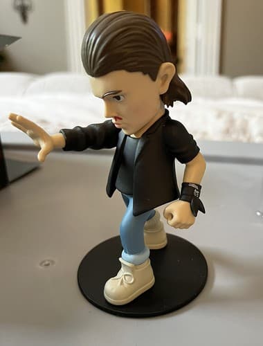 Stranger Things Culturefly Eleven Action Vinyl Figure Netflix In Original Box - Thumbnail 11