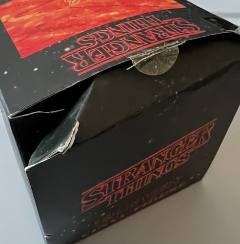Stranger Things Culturefly Eleven Action Vinyl Figure Netflix In Original Box - Thumbnail 9