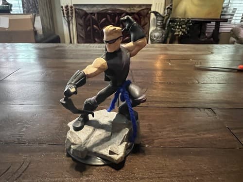 Disney Infinity 2.0 Hawkeye Figure Marvel Avengers - Thumbnail 6
