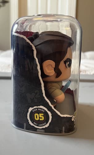 Star Wars Mighty Muggs Rey (Jakku) Disney #05 05 Hasbro Three Face Figure New - Thumbnail 4